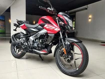 Bajaj Pulsar NS125 2025, Bajaj Pulsar NS125 price India, NS125 engine specs, Bajaj Pulsar NS125 mileage, Pulsar NS125 features, Bajaj NS125 sporty bike India, NS125 vs Hero Glamour, Bajaj Pulsar NS125 color options, NS125 street bike review, Bajaj Pulsar NS125 latest model