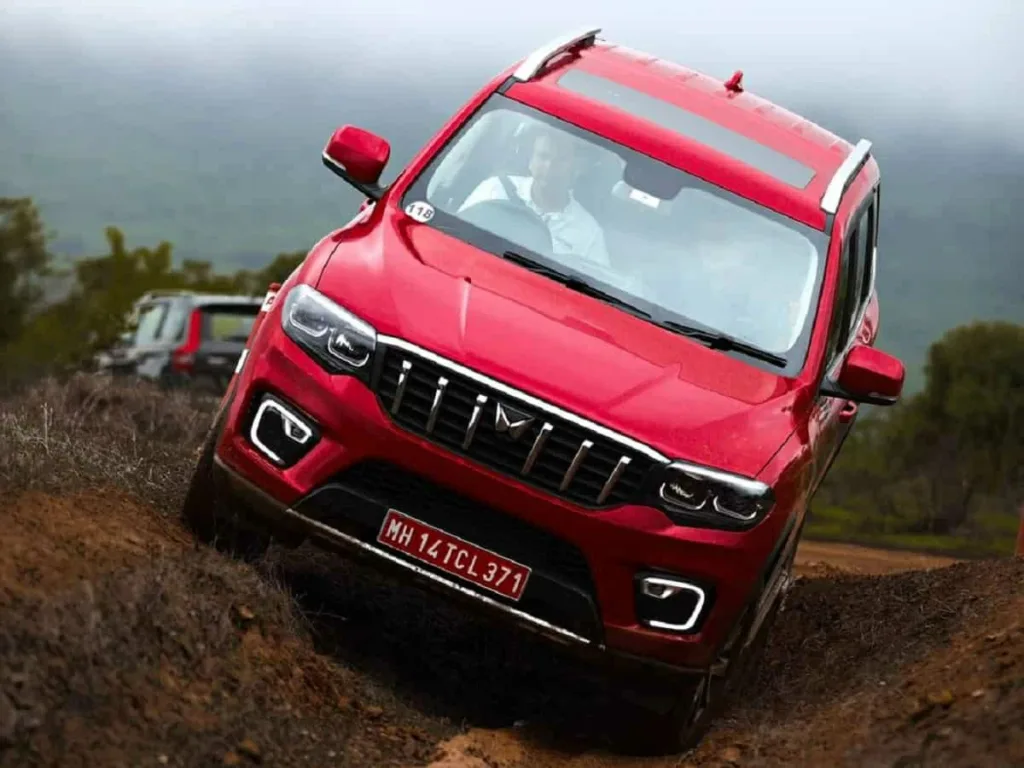 Mahindra Scorpio-N 2025, Scorpio-N price India, Mahindra Scorpio-N features, Scorpio-N Level 2 ADAS, Scorpio-N SUV review, Scorpio-N 2.2L diesel, Scorpio-N 2.0L petrol, Scorpio-N 4x4 variants, Scorpio-N interior, Scorpio-N performance, Scorpio-N safety, Mahindra SUV India